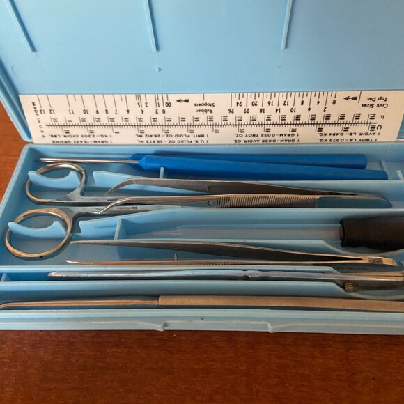 Hamilton Bell Lab Dissection Kit - Picture 3 of 3